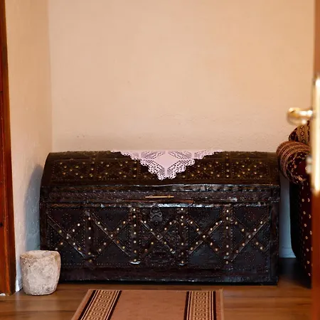 Pensjonat 1805 Gjirokastra