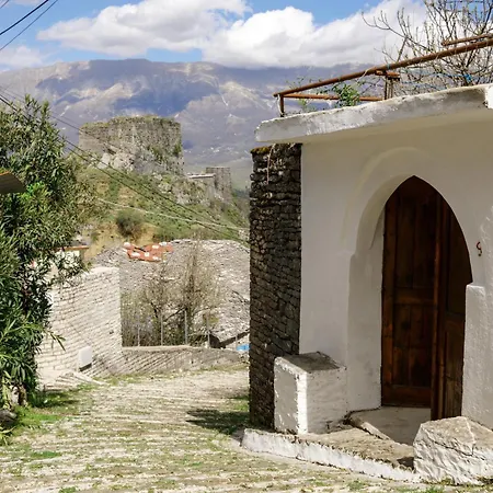 1805 Guest house *